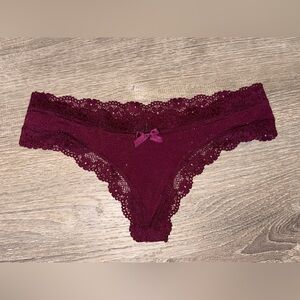 Victoria’s Secret Glitter Lace Thong Panty Xsmall